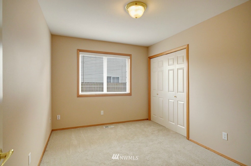 18014 27th Drive Southeast Bothell, WA 98012 - Photo 10 of 22 Gallery Image 10