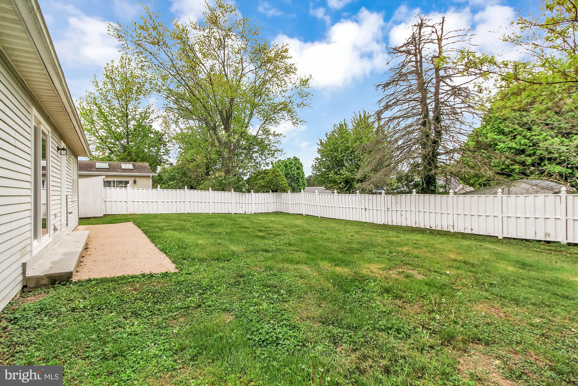 3160 Cypress Road South York, PA 17315 - Photo 4 of 35 Gallery Image 4