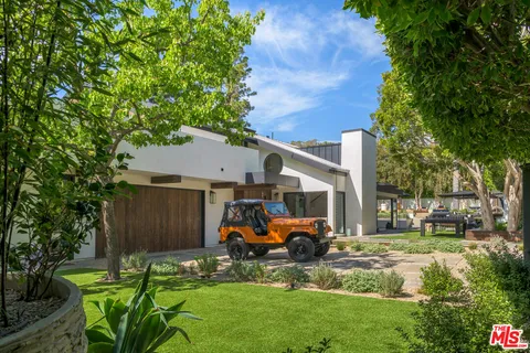 $16,450,000 | 28022 Sea Ln Drive, Malibu, CA 90265