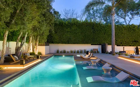 $16,450,000 | 28022 Sea Ln Drive, Malibu, CA 90265