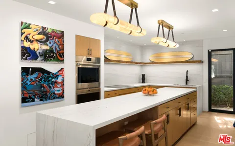 $16,450,000 | 28022 Sea Ln Drive, Malibu, CA 90265