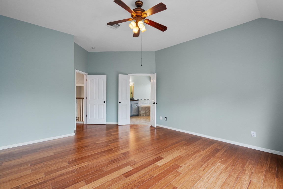 318 Ridge Run Drive Georgetown, TX 78628 - Photo 15 of 39 Primary bedroom