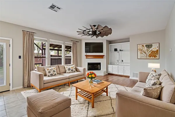 $545,000 | 318 Ridge Run Drive, Georgetown, TX 78628