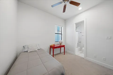 $349,000 | 118 North Hutcheson Street, Houston, TX 77003