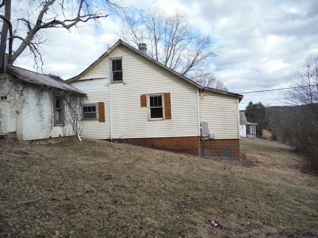 6187 Parrott Mountain Road Parrott, VA 24132 - Photo 27 of 132 open-uri20190205-19699-1q4ho8y