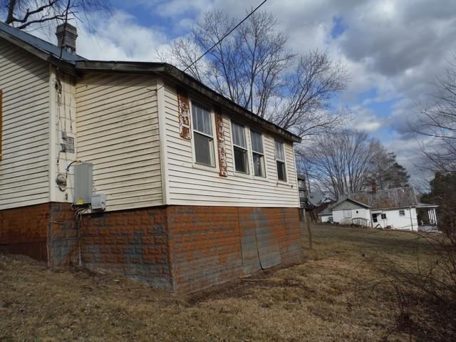 6187 Parrott Mountain Road Parrott, VA 24132 - Photo 36 of 132 open-uri20190205-19699-1t63eis