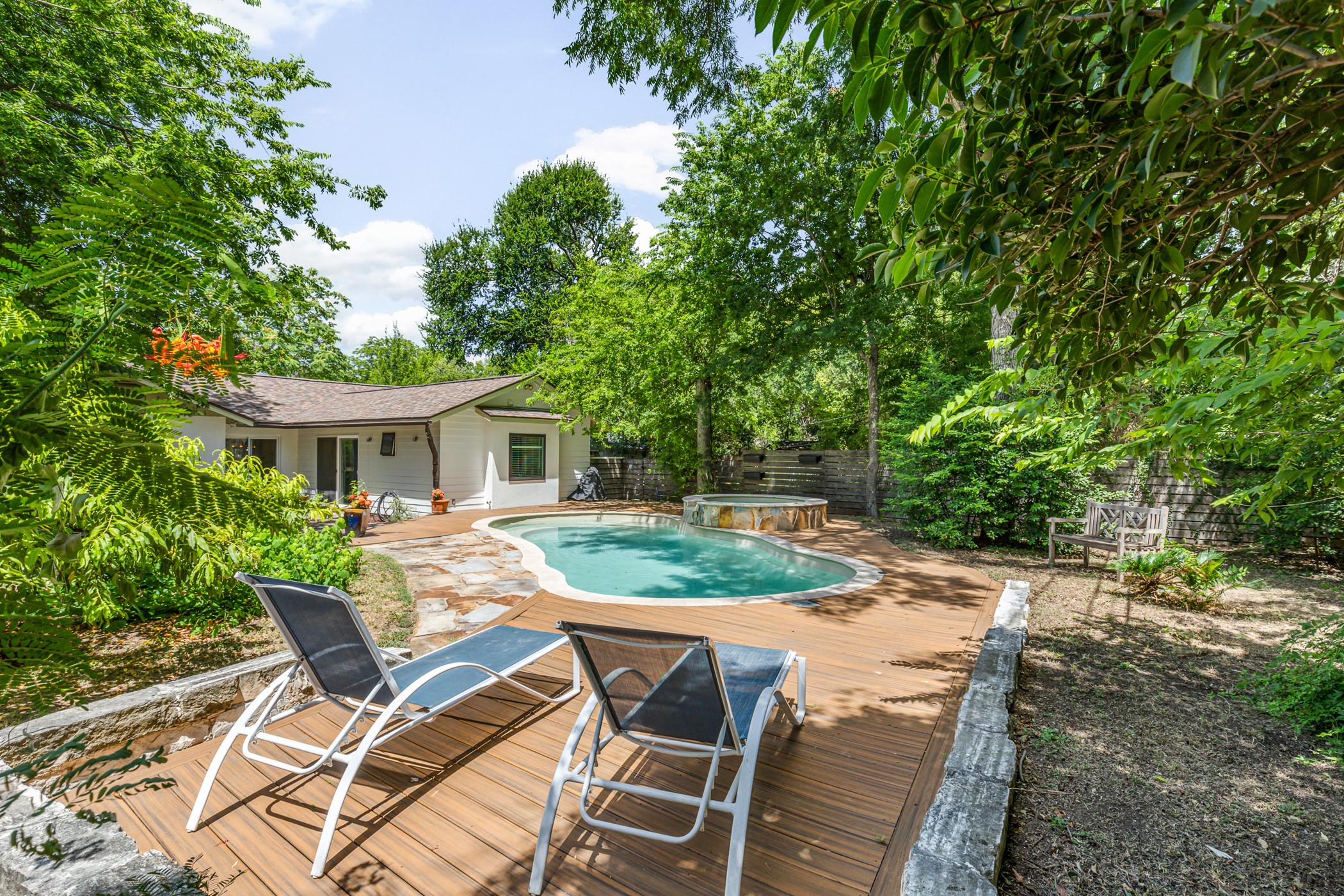 1208 Fairwood Road Austin, TX 78722 - Photo 34 of 40