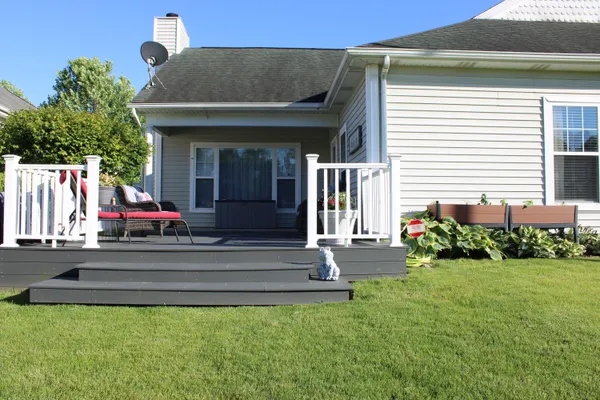 $274,900 | 9090 Norris Drive, Hobart, IN 46342