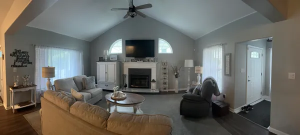 $274,900 | 9090 Norris Drive, Hobart, IN 46342