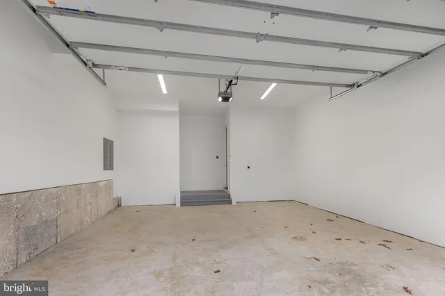 $3,249,000 | 629 North Lincoln Street, Arlington, VA 22201