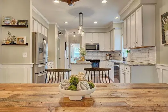 $625,000 | 204 Brown Lane, Suffolk, VA 23434