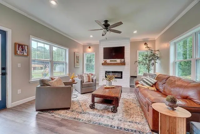 $625,000 | 204 Brown Lane, Suffolk, VA 23434