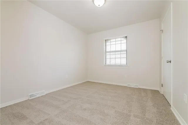 $1,945 | 1417 North Blue Mills Road, Independence, MO 64056