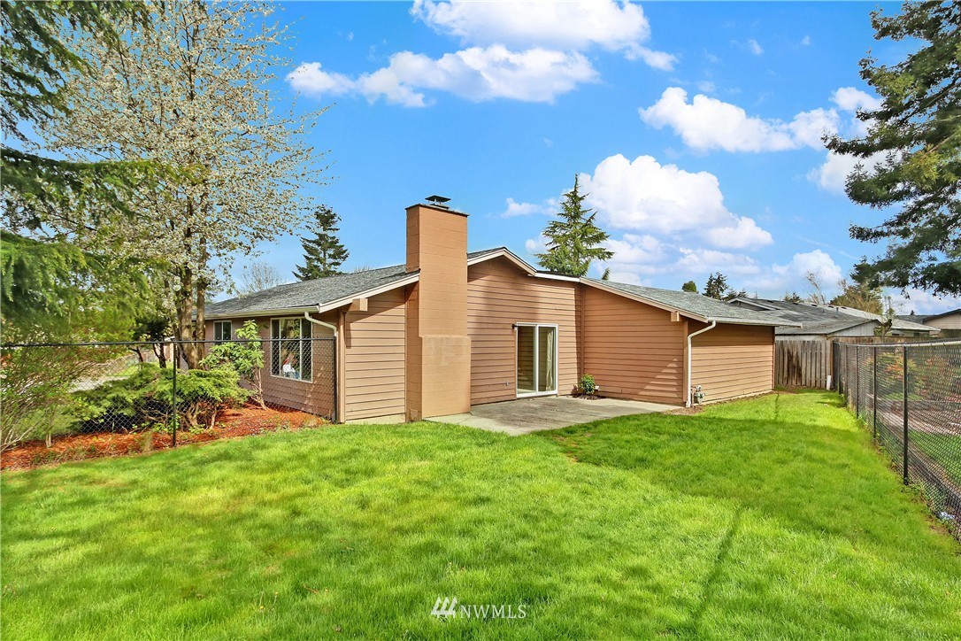 16658 127th Avenue Southeast Renton, WA 98058 - Photo 21 of 22 Gallery Image 21