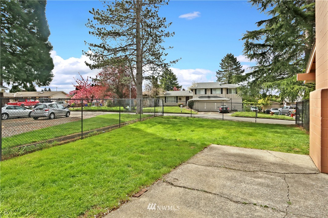 16658 127th Avenue Southeast Renton, WA 98058 - Photo 22 of 22 Gallery Image 22