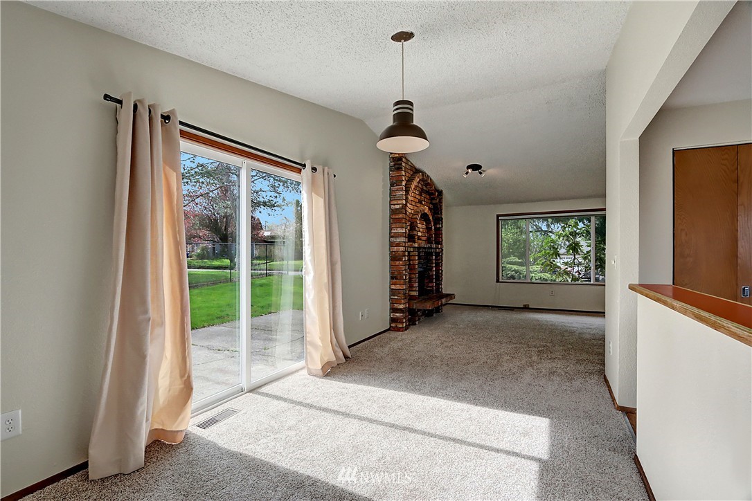 16658 127th Avenue Southeast Renton, WA 98058 - Photo 8 of 22 Gallery Image 8