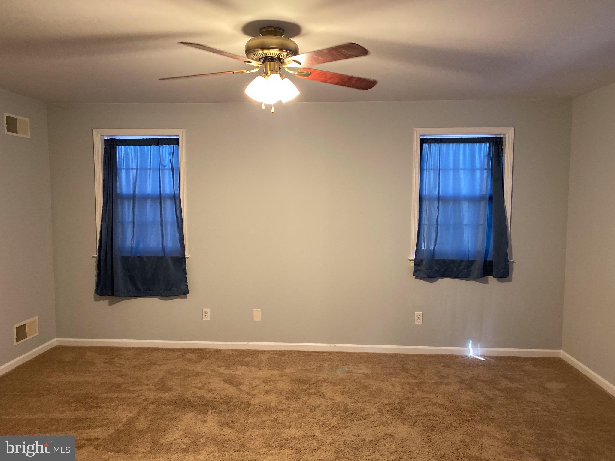 134 Cooks Landing Road Peach Bottom, PA 17563 - Photo 22 of 40 Living Room