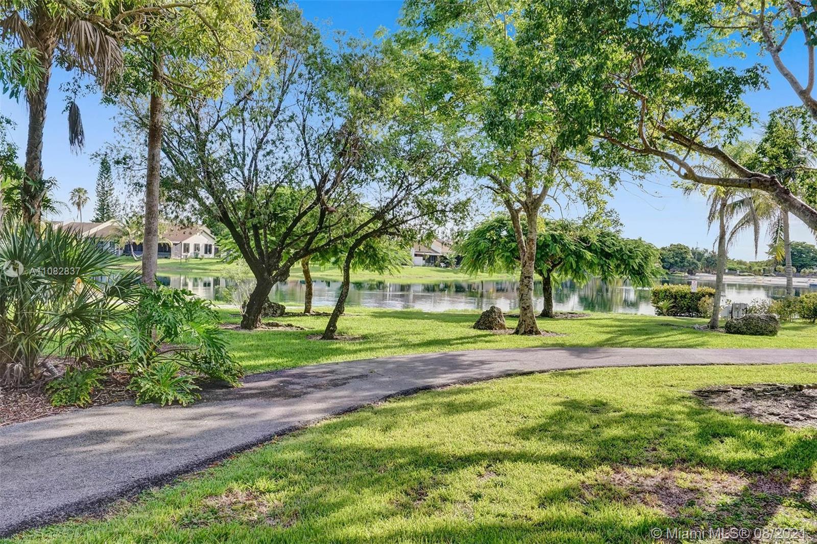 1380 Egret Road Homestead, FL 33035 - Photo 16 of 45 Gallery Image 16