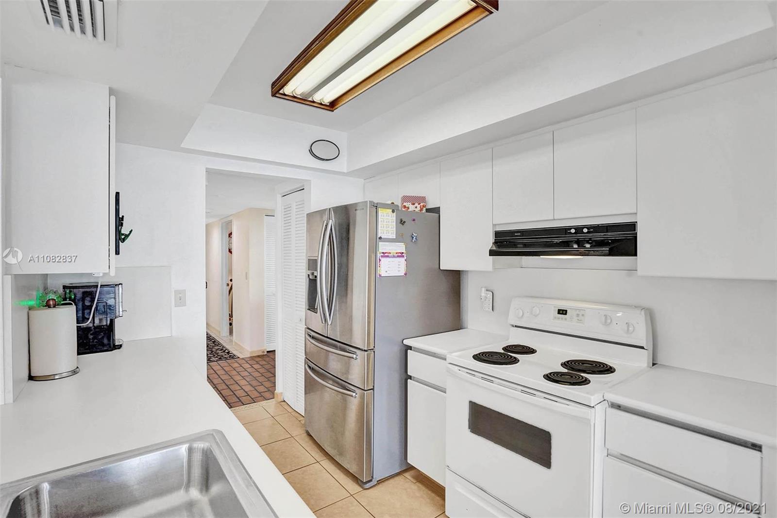 1380 Egret Road Homestead, FL 33035 - Photo 4 of 45 Gallery Image 4