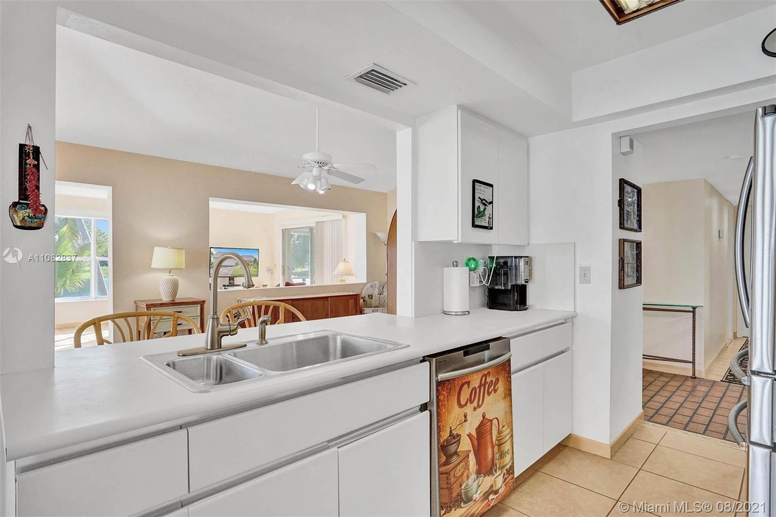 1380 Egret Road Homestead, FL 33035 - Photo 5 of 45 Gallery Image 5