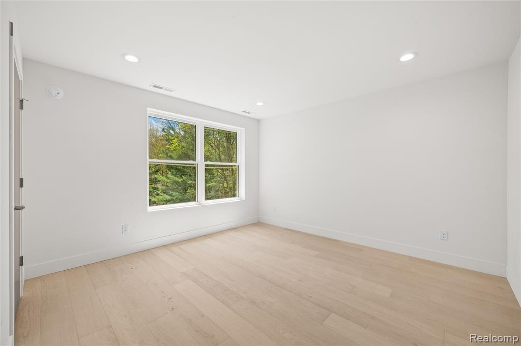 18654 Old Field Road New Buffalo, MI 49117 - Photo 41 of 51
