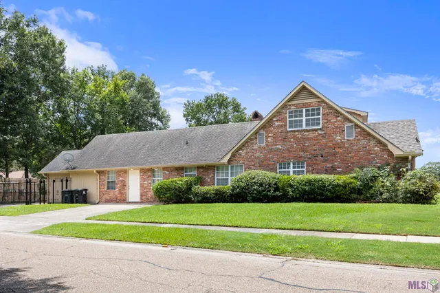 $380,000 | 12384 Goodwood Boulevard, Baton Rouge, LA 70815
