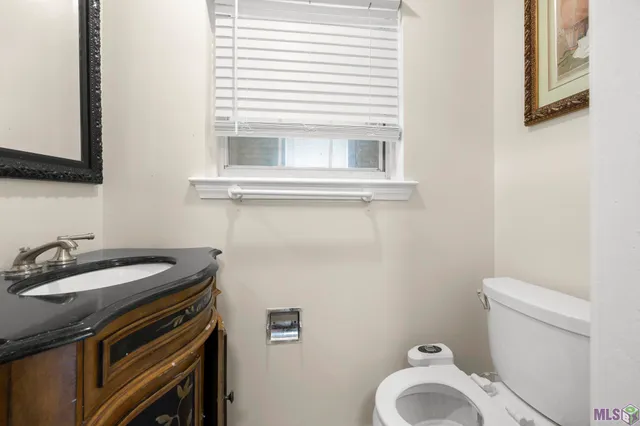 $380,000 | 12384 Goodwood Boulevard, Baton Rouge, LA 70815