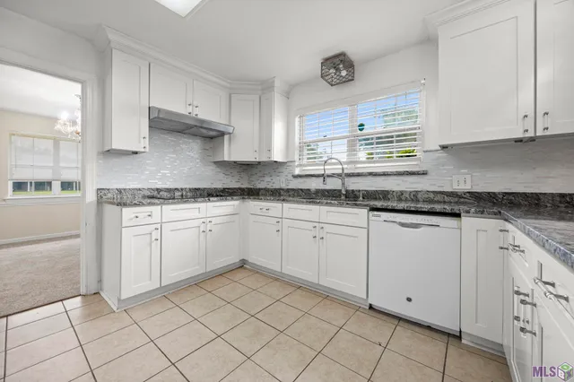 $380,000 | 12384 Goodwood Boulevard, Baton Rouge, LA 70815