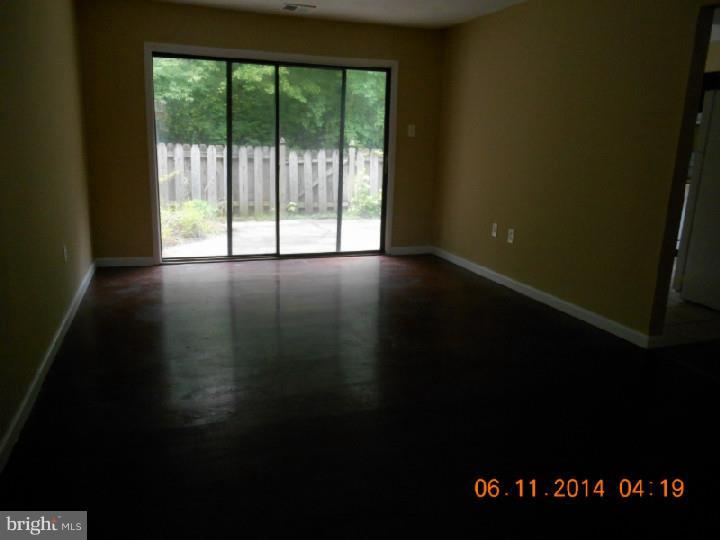 66 Chelsea Circle Clementon, NJ 08021 - Photo 2 of 11
