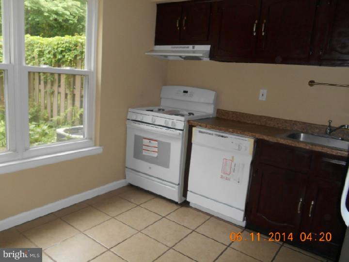 66 Chelsea Circle Clementon, NJ 08021 - Photo 5 of 11
