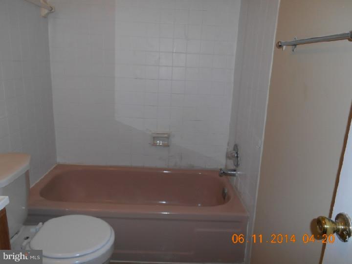 66 Chelsea Circle Clementon, NJ 08021 - Photo 9 of 11