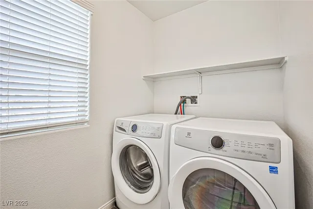 $1,990 | 9240 Black Diamond Street, Las Vegas, NV 89178