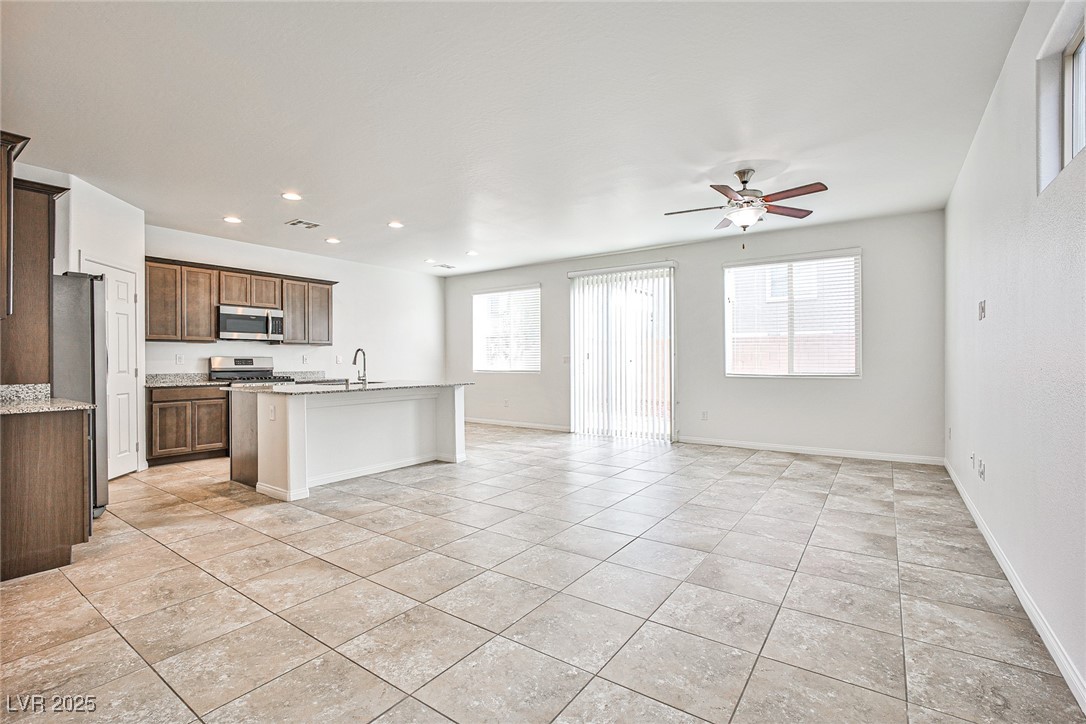 9240 Black Diamond Street Las Vegas, NV 89178 - Photo 3 of 20