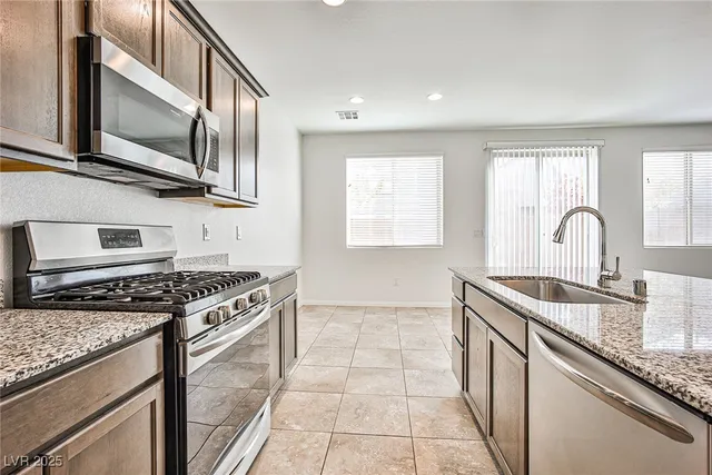 $1,990 | 9240 Black Diamond Street, Las Vegas, NV 89178