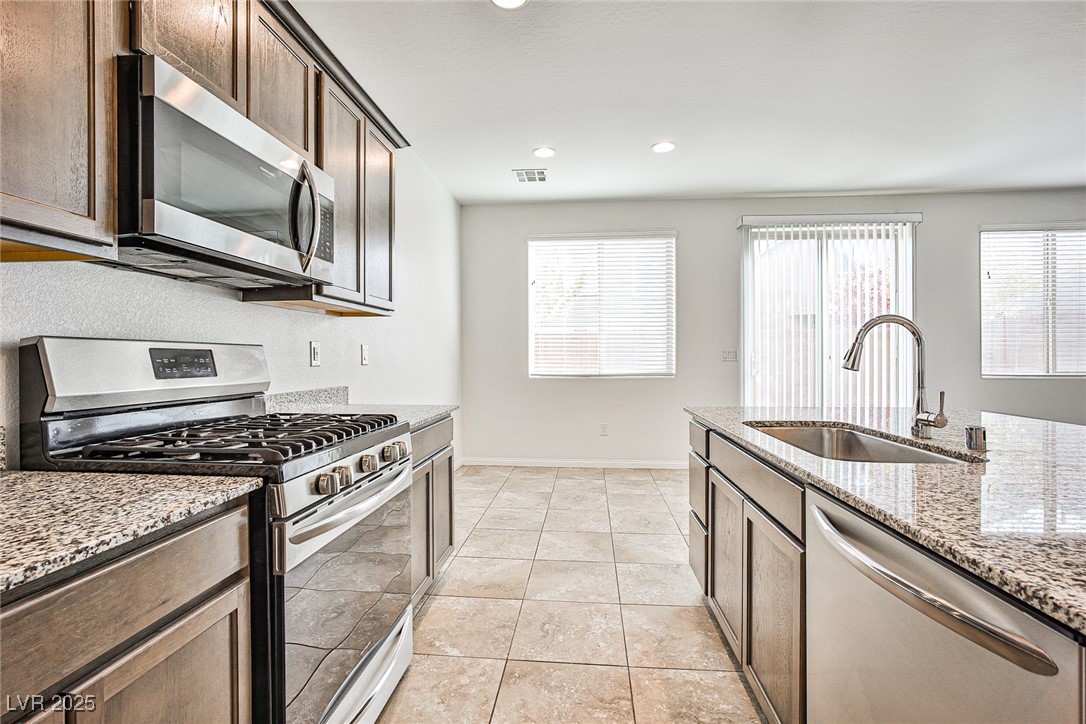 9240 Black Diamond Street Las Vegas, NV 89178 - Photo 5 of 20