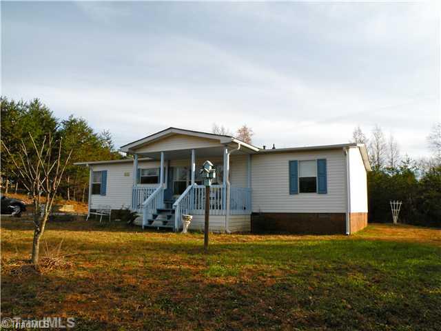 1488 Harris Road Walnut Cove, NC 27052 - Photo 1 of 16 Exterior Front.