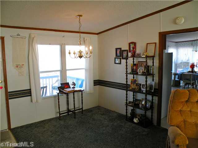 1488 Harris Road Walnut Cove, NC 27052 - Photo 2 of 16 Living Room.