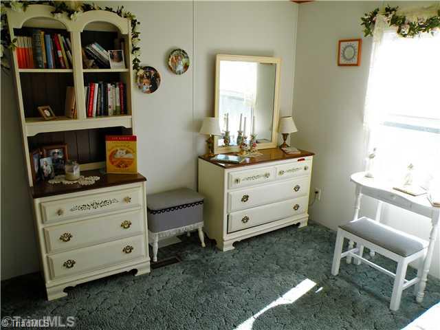 1488 Harris Road Walnut Cove, NC 27052 - Photo 9 of 16 2nd Bedroom.