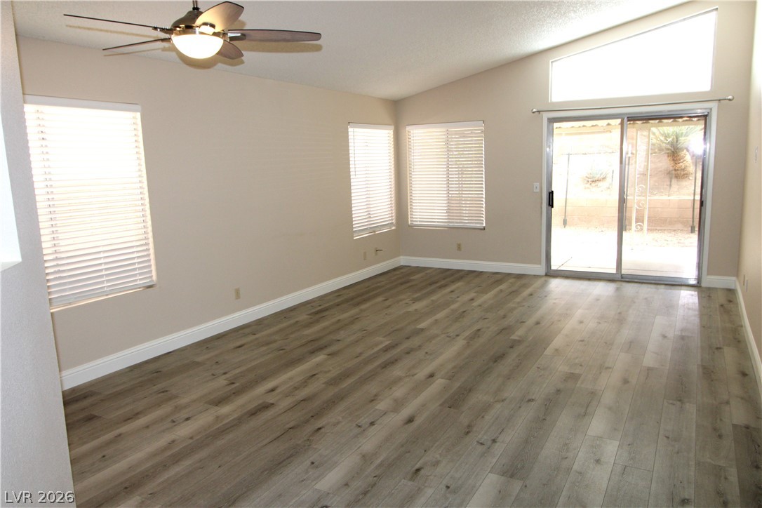 2807 Secret Canyon Road Henderson, NV 89074 - Photo 11 of 28