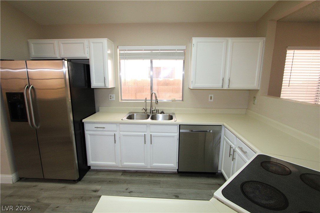 2807 Secret Canyon Road Henderson, NV 89074 - Photo 4 of 28