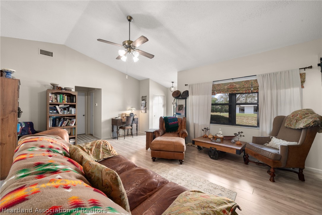 110 Swallow Avenue Sebring, FL 33870 - Photo 6 of 43