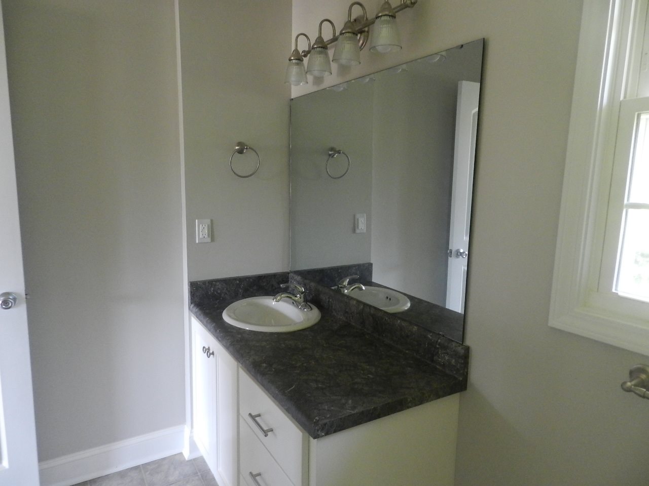 902 South Limestone Street Gaffney, SC 29340 - Photo 12 of 17 Gallery Image 12