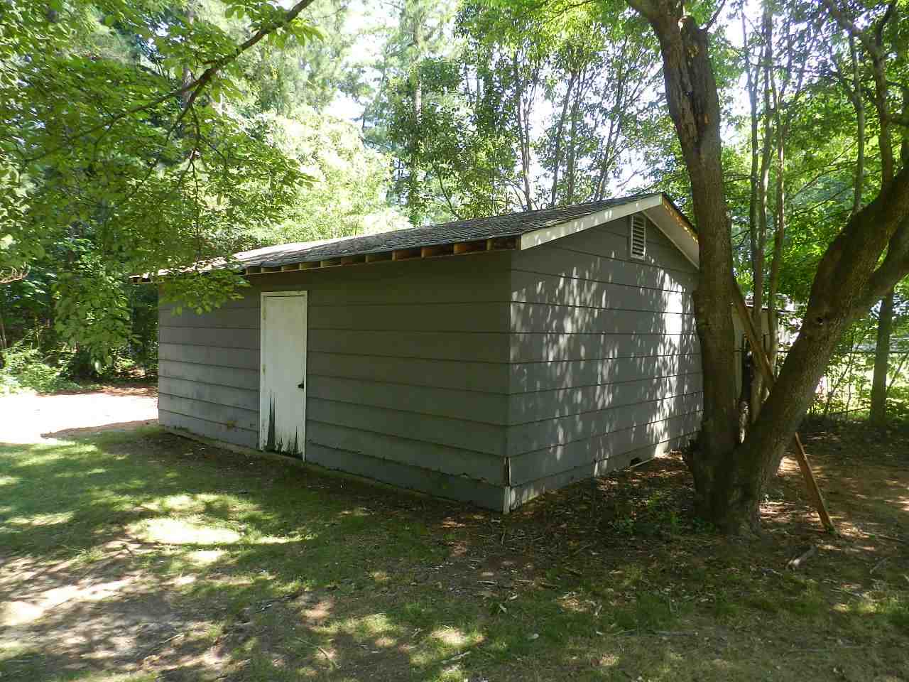 902 South Limestone Street Gaffney, SC 29340 - Photo 16 of 17 Gallery Image 16