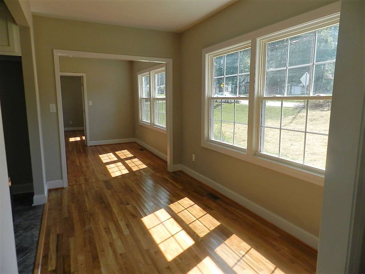 902 South Limestone Street Gaffney, SC 29340 - Photo 2 of 17 Gallery Image 2