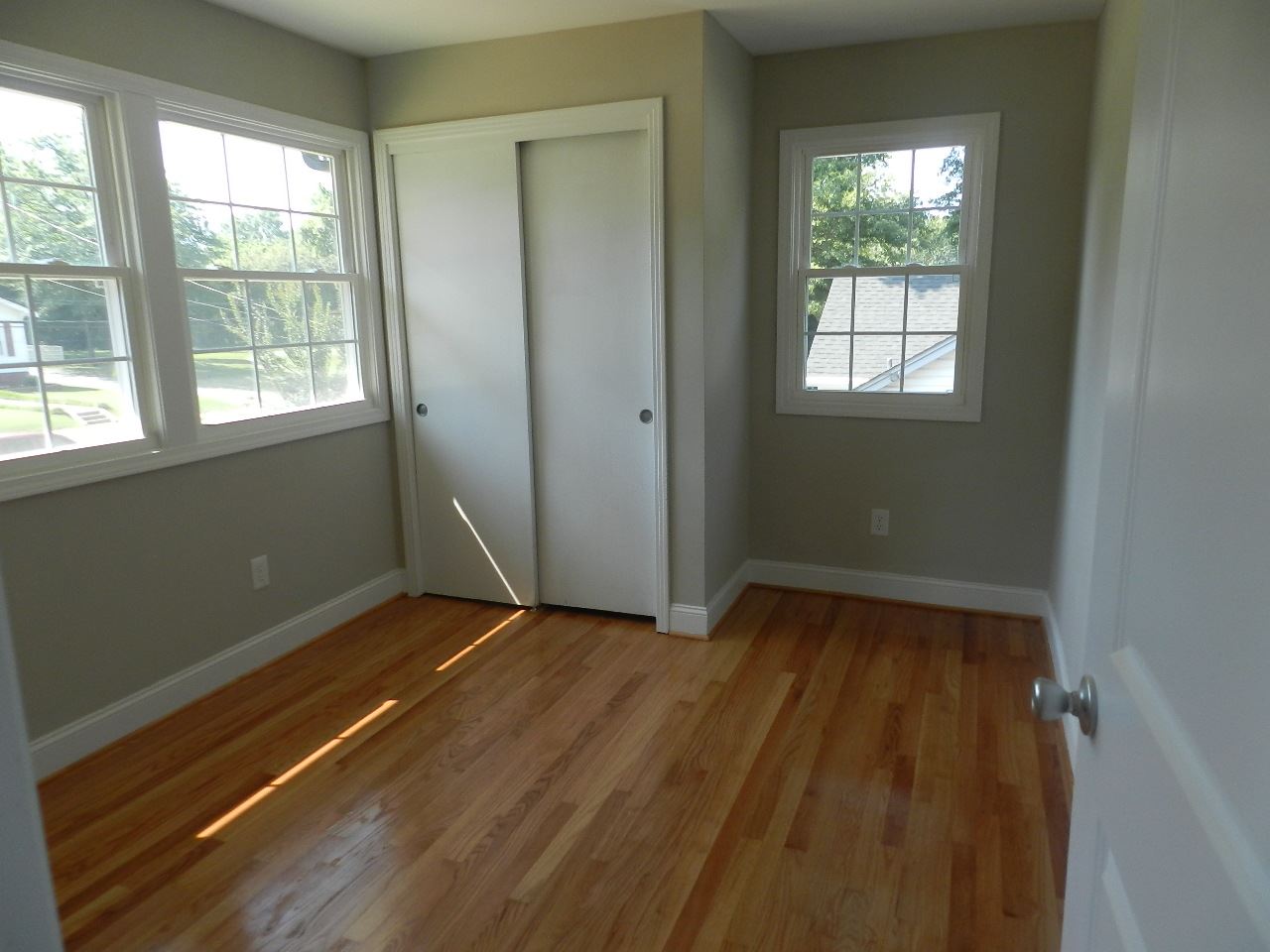 902 South Limestone Street Gaffney, SC 29340 - Photo 8 of 17 Gallery Image 8