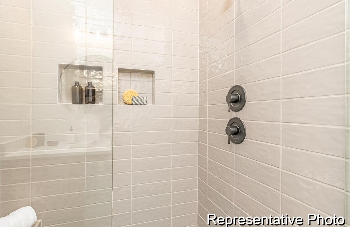 415 Myers Mayo Road, Unit 33 Ridgeville, SC 29472 - Photo 26 of 37 EWH 833 Bedford 3150 TD2 EO (29)-30REP