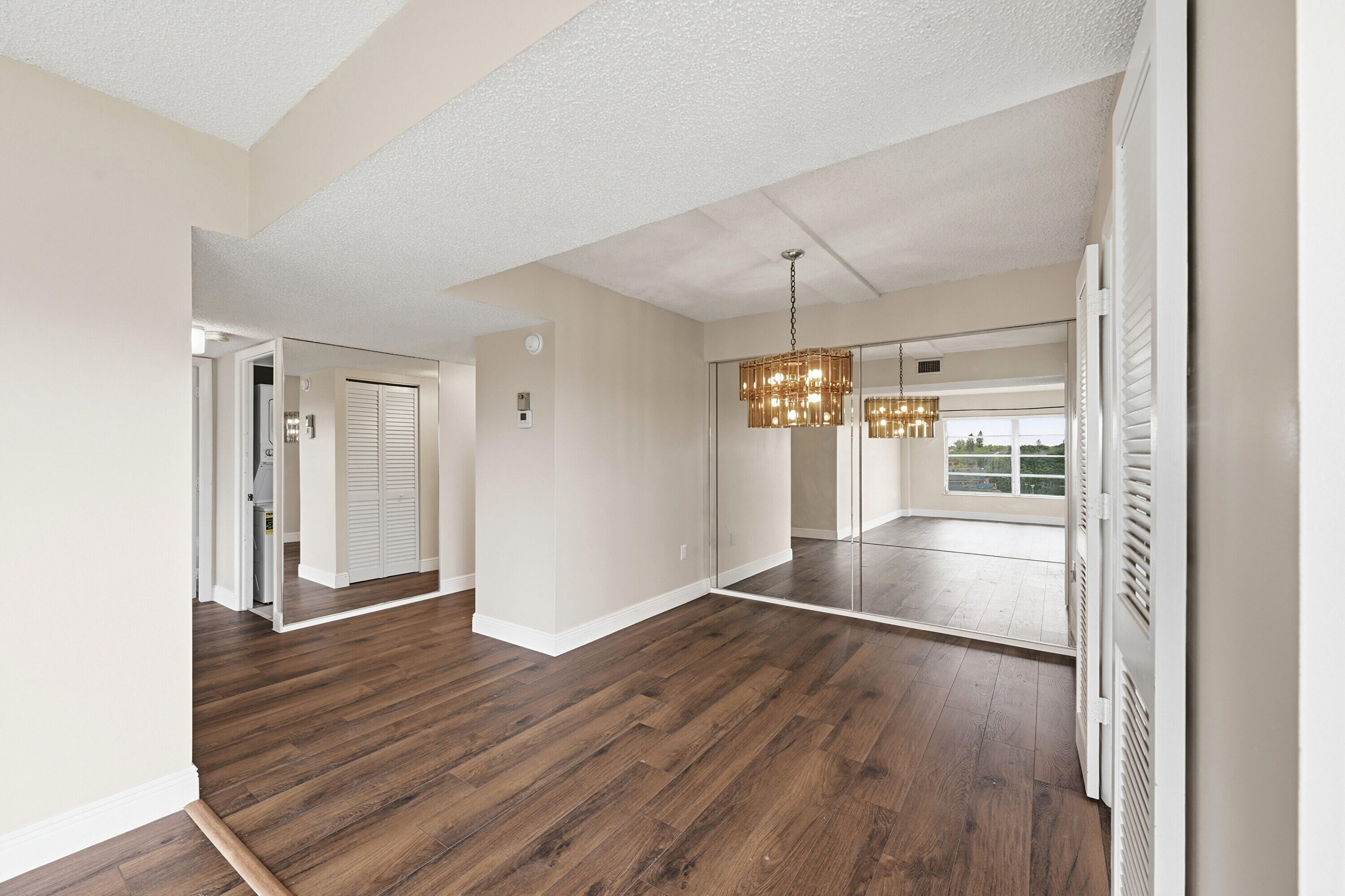 4158 Inverrary Drive, Unit 511 Lauderhill, FL 33319 - Photo 3 of 25 03_003_dsc_0629