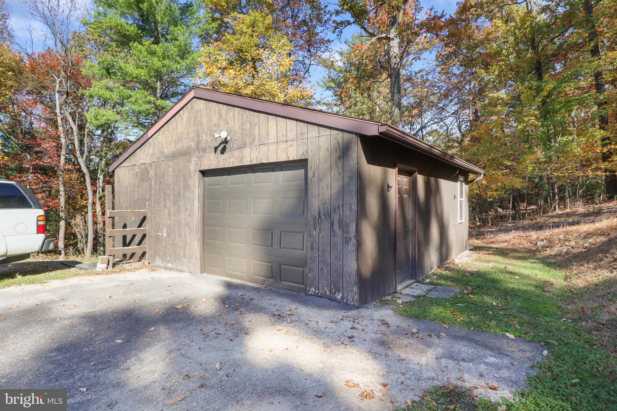 165 Chain Saw Road Dillsburg, PA 17019 - Photo 48 of 76 Gallery Image 48