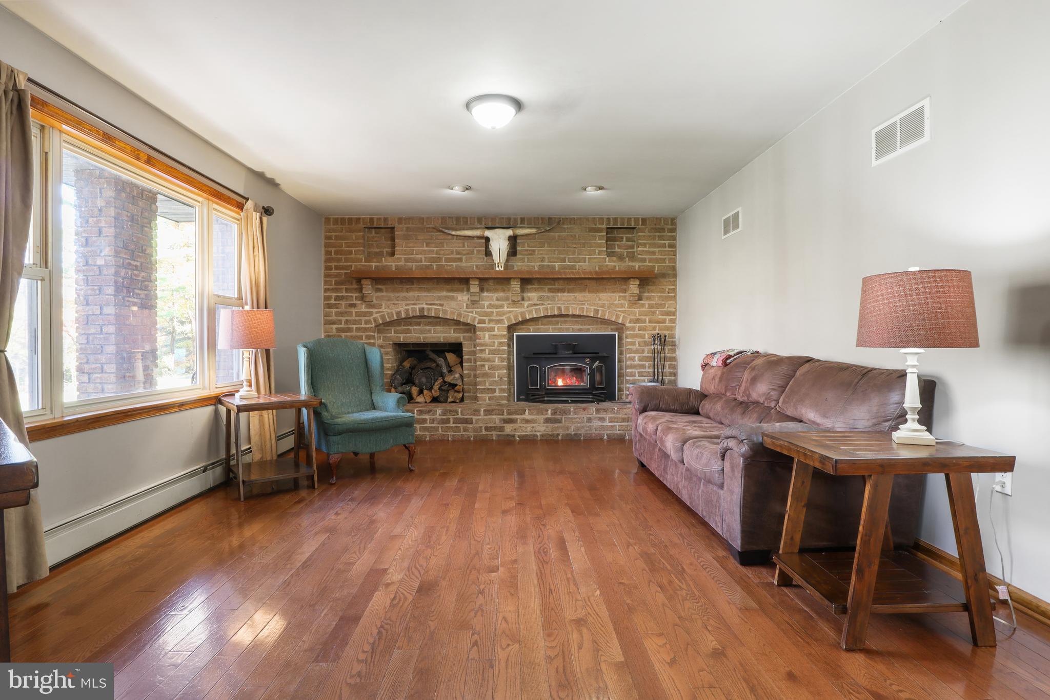 165 Chain Saw Road Dillsburg, PA 17019 - Photo 6 of 76 Gallery Image 6