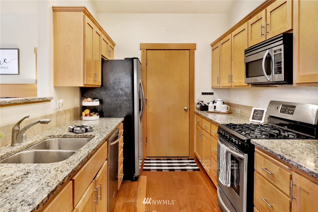 8700 Depot Road Lynden, WA 98264 - Photo 12 of 40 Gallery Image 12